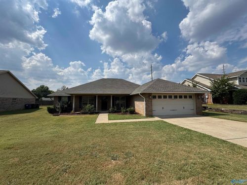 213 De Jan Rd, Madison, AL, 35758-9201 | Card Image