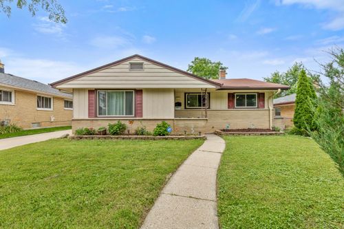3311 S 85th St, Milwaukee, WI, 53227-4615 | Card Image