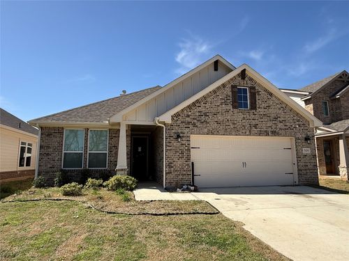 509 Smith Rd, Springtown, TX, 76082-5932 | Card Image