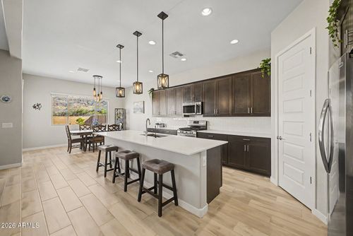 9721 S 38th Ln, Laveen, AZ, 85339-1249 | Card Image