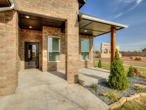 16028 Catalonia Pl, Oklahoma City, OK, 73170-5654 | Card Image