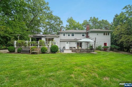 30 Connel Dr, West Orange, NJ, 07052-1336 | Card Image