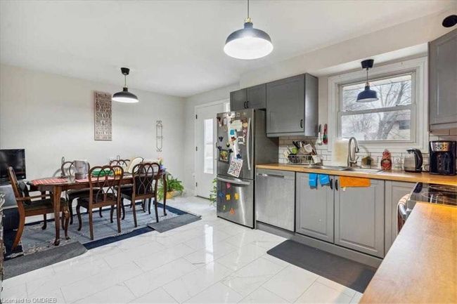 339 Rosemount Dr, House other with 3 bedrooms, 2 bathrooms and 3 parking in Kitchener ON | Image 10