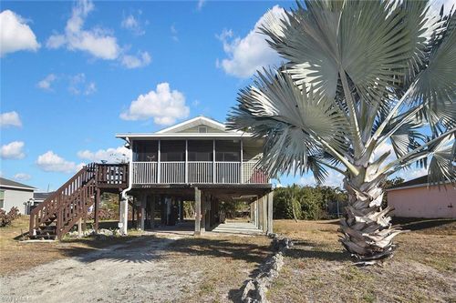 3204 41st St Sw, Lehigh Acres, FL, 33976-4607 | Card Image