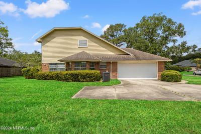 2339 Glenfinnan Drive, House other with 4 bedrooms, 3 bathrooms and null parking in Orange Park FL | Image 3