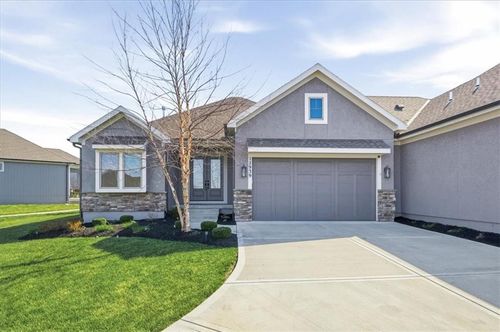 12939 S Constance St, Olathe, KS, 66062-5820 | Card Image