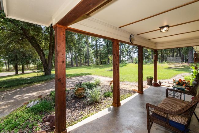 19769 State Highway 21 E, House other with 3 bedrooms, 2 bathrooms and 1 parking in Grapeland TX | Image 4