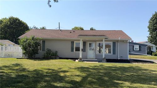 49 Seyfried Ave, Nazareth, PA, 18064-1757 | Card Image