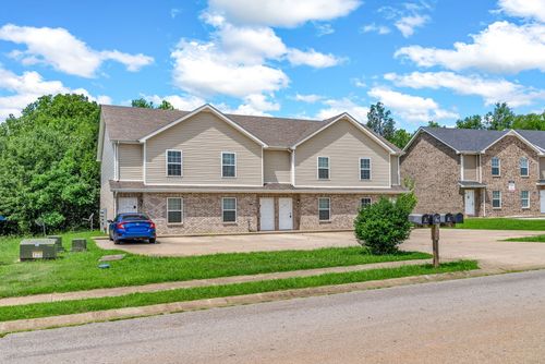 b-2260 Mccormick Ln, Clarksville, TN, 37040-7167 | Card Image