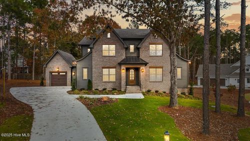 310 Sloan Ln, Pinehurst, NC, 28374-6839 | Card Image