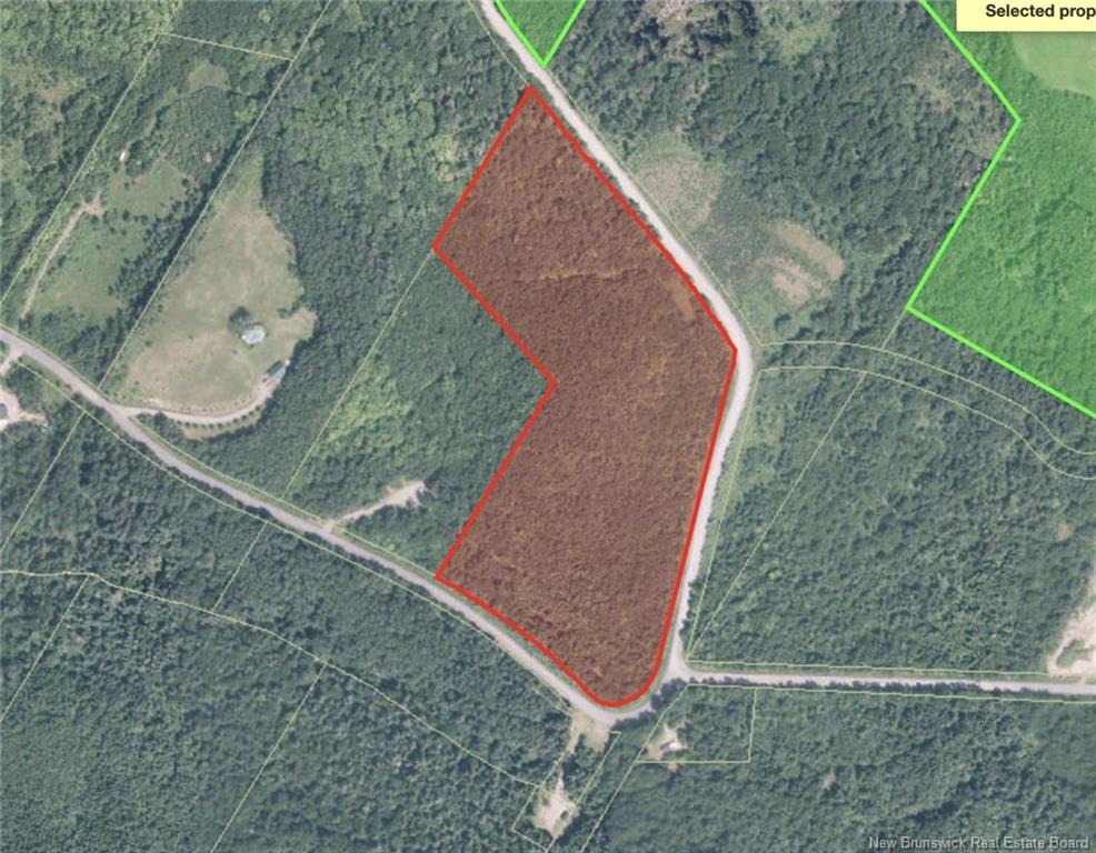 Land in Edmundston