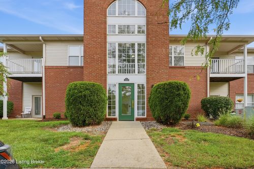 204-9405 Magnolia Ridge Dr, Louisville, KY, 40291 | Card Image