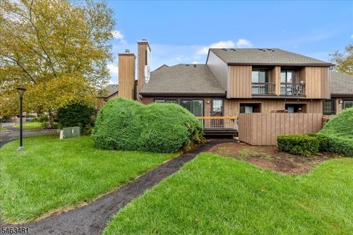 2c-112 Bluebird Dr, Hillsborough, NJ, 08844-4981 | Card Image