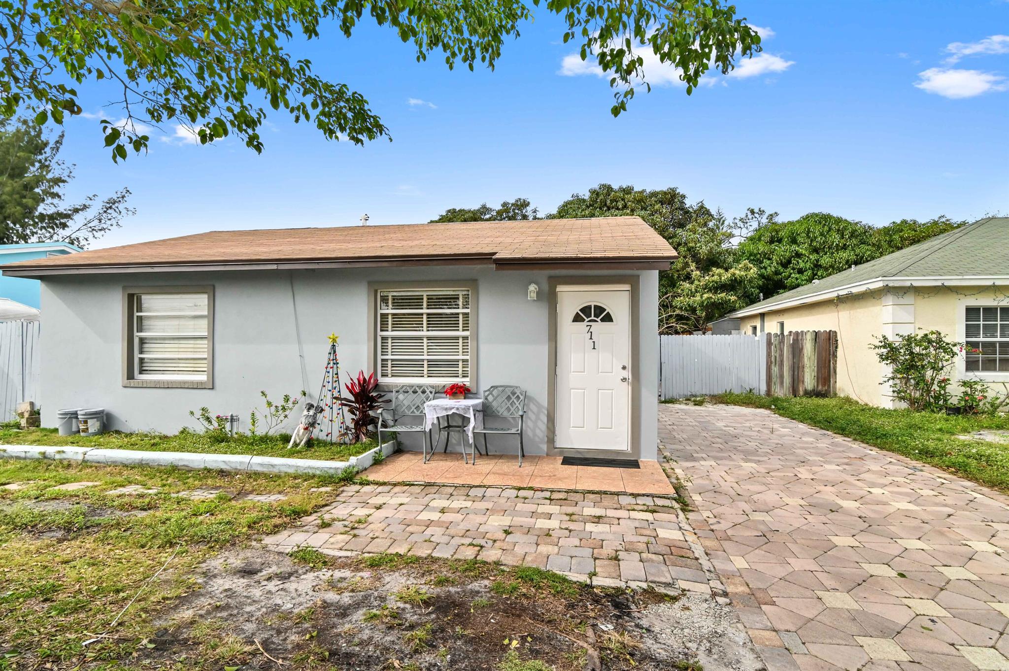 E St, Lake Worth Beach, FL 33460