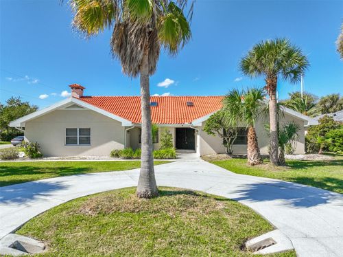 51 Comanche Ct, PALM COAST, FL, 32137-8933 | Card Image
