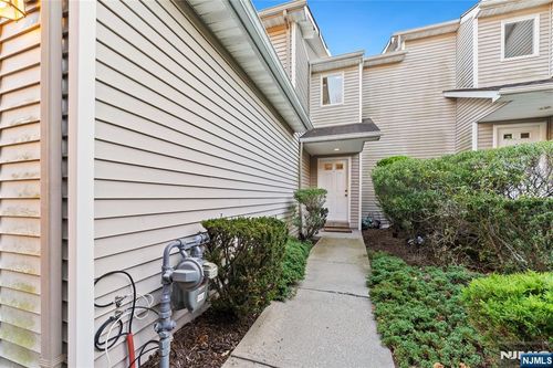 410 Heights Dr, Haledon, NJ, 07508-1017 | Card Image