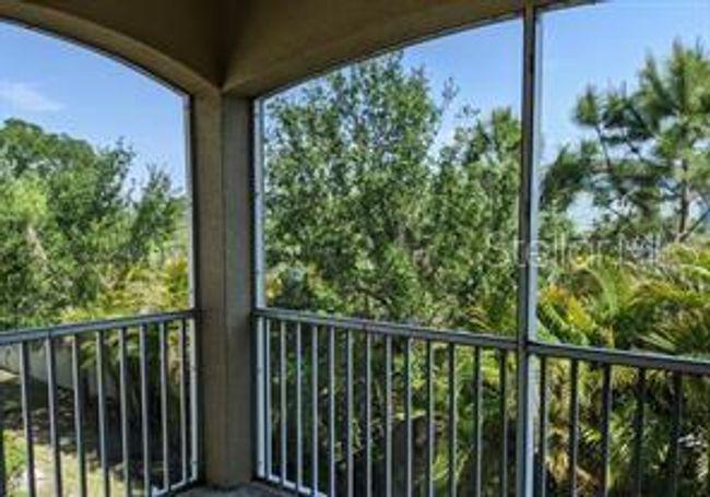 Screened lanai | Image 21