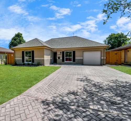 12807 Southspring Dr, Houston, TX, 77047-2755 | Card Image