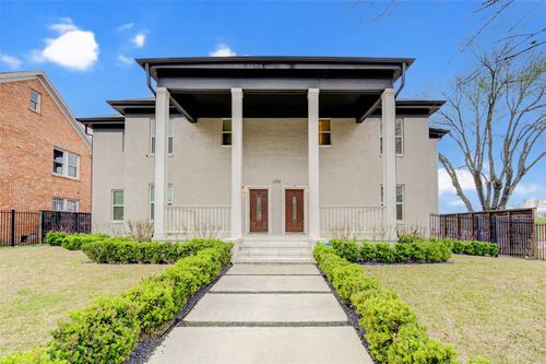 b-2202 Wentworth St, Houston, TX, 77004-6046 | Card Image