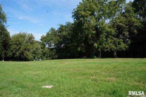 109 N 2nd Ave, Colona, IL, 61241-8836 | Card Image
