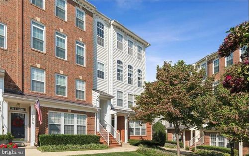 327b-327 Cross Green St, GAITHERSBURG, MD, 20878-6487 | Card Image