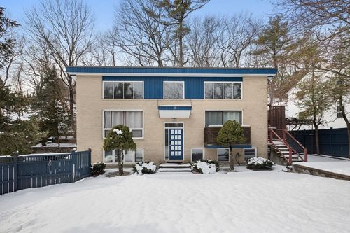 330 Cambridge St, Winchester, MA, 01890-2384 | Card Image