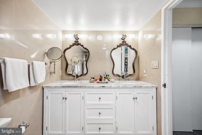 APT-906 - 1808 Old Meadow Rd, Condo with 2 bedrooms, 2 bathrooms and null parking in MCLEAN VA | Image 23