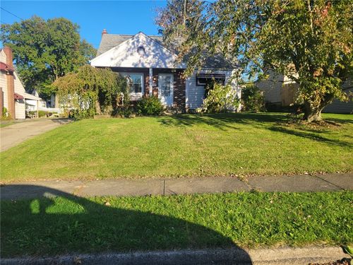 974 Hadley Dr, Sharon, PA, 16146-3524 | Card Image