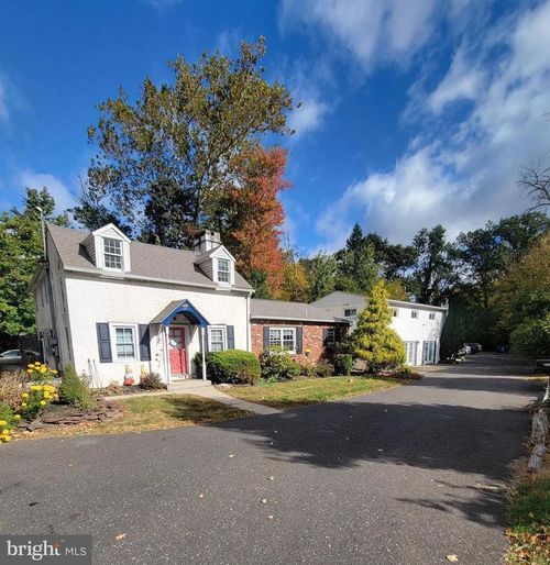 apt-101-1122 Taylorsville Rd, WASHINGTON CROSSING, PA, 18977-1110 | Card Image