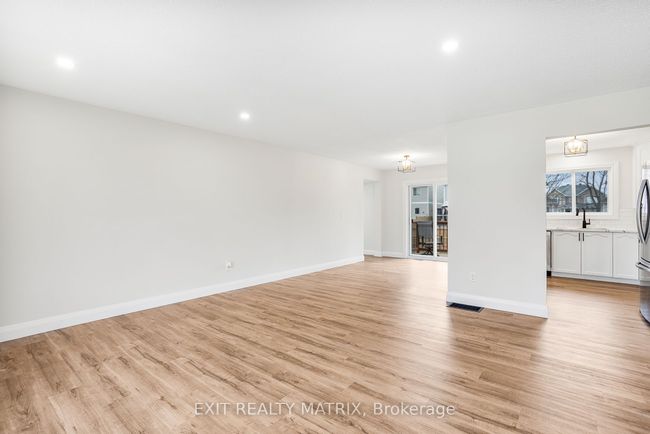 58 Castlebeau St, House other with 6 bedrooms, 2 bathrooms and 4 parking in Embrun ON | Image 7