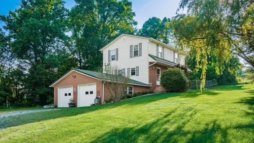 6049 High Hill Rd, Cambridge, OH, 43725-9787 | Card Image