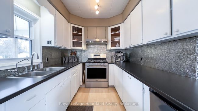 273 Hamilton St, House other with 3 bedrooms, 2 bathrooms and 8 parking in Blyth ON | Image 9