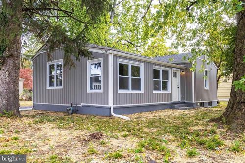 1236 S Pennsylvania Ave, MORRISVILLE, PA, 19067-1265 | Card Image