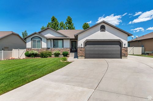 327 E 2260 S, Heber City, UT, 84032-4070 | Card Image