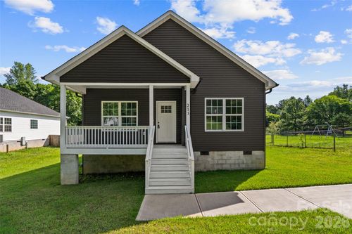 213 Sheffield Dr, York, SC, 29745-8308 | Card Image
