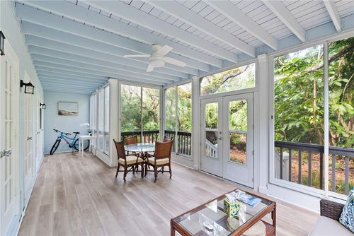 704-1275 Winding Oaks Cir, Vero Beach, FL, 32963-4054 | Card Image