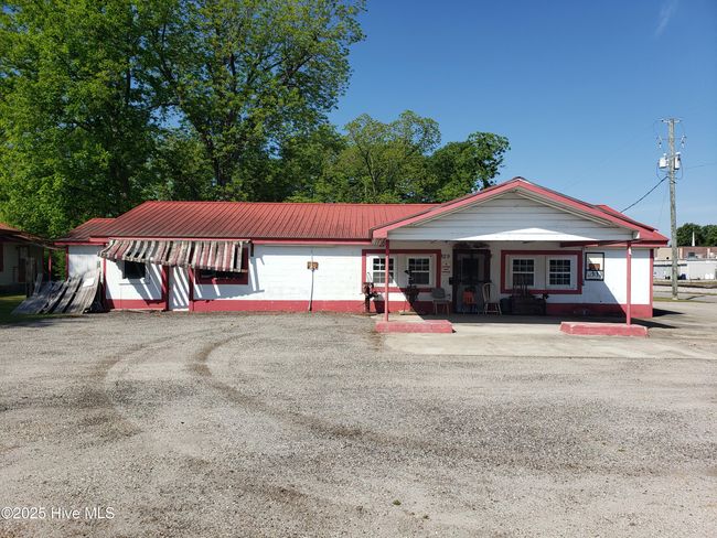 829 Conway Rd, Home with 0 bedrooms, 0 bathrooms and null parking in Fair Bluff NC | Image 4