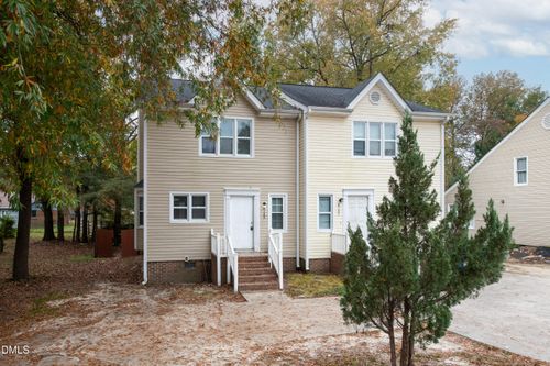 8125 Perry Creek Rd, Raleigh, NC, 27616-5711 | Card Image