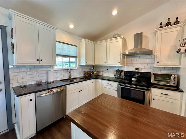 302 Mossman Ln, House other with 3 bedrooms, 2 bathrooms and 2 parking in Rolla MO | Image 12