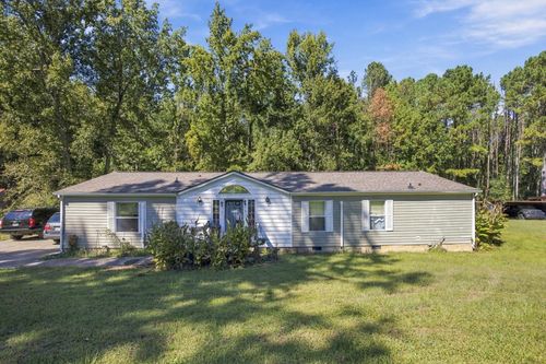 144 Betsy Ln, Rossville, GA, 30741-7105 | Card Image