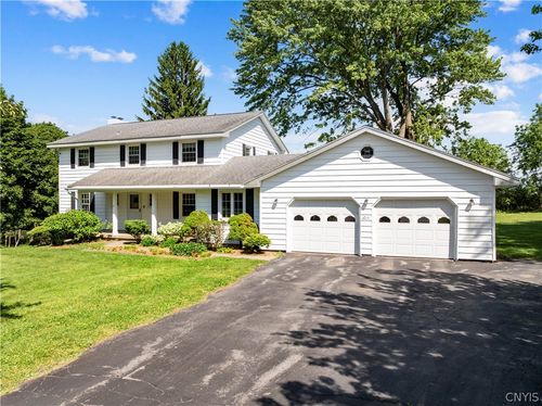 6 Lloyds Ln, New Hartford, NY, 13413-5107 | Card Image