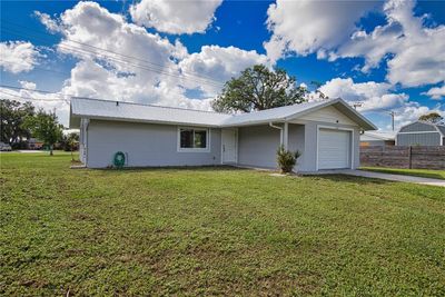 327 Zephyr Road, House other with 2 bedrooms, 2 bathrooms and null parking in VENICE FL | Image 2