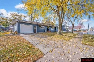 306 E 7th Street, House other with 3 bedrooms, 1 bathrooms and null parking in Blue Earth MN | Image 2