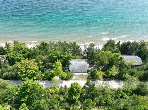 20 Birch Rd, Miller Lake, ON, N0H1Z0 | Card Image