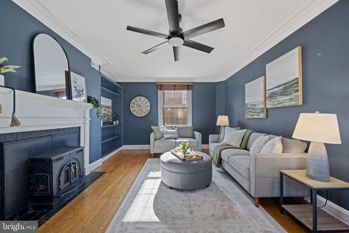 2803 Manhattan Ave, BALTIMORE, MD, 21215-4120 | Card Image