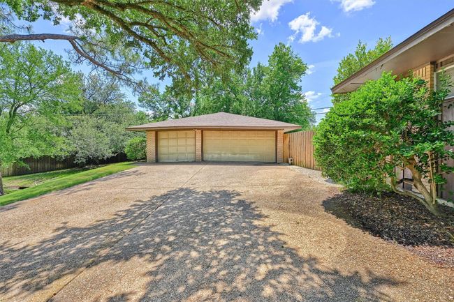 1201 Dundale Cir, House other with 2 bedrooms, 3 bathrooms and null parking in Sherman TX | Image 30