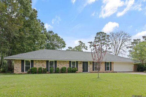 5638 Cypress St, Saint Francisville, LA, 70775-4505 | Card Image