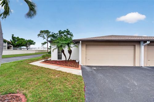 220-3501 N Village Ct, SARASOTA, FL, 34231-8243 | Card Image