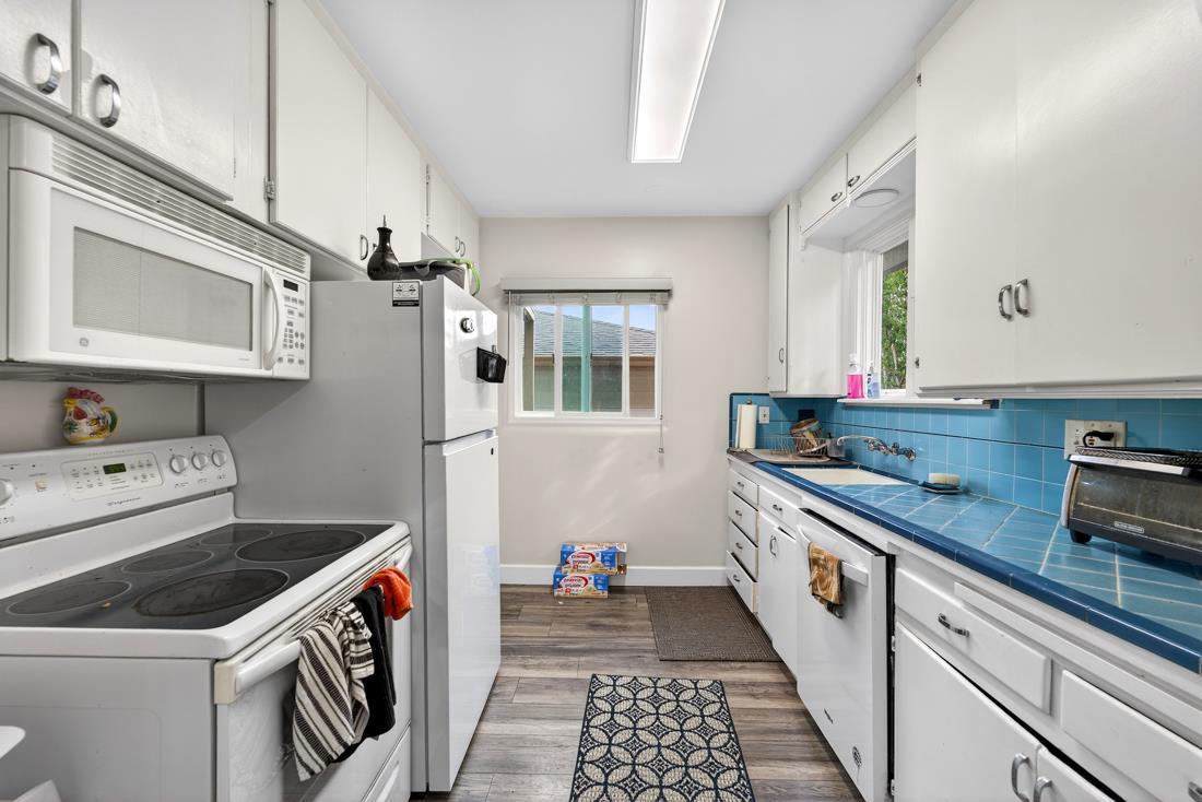 Residential Income in Pacific Grove 4