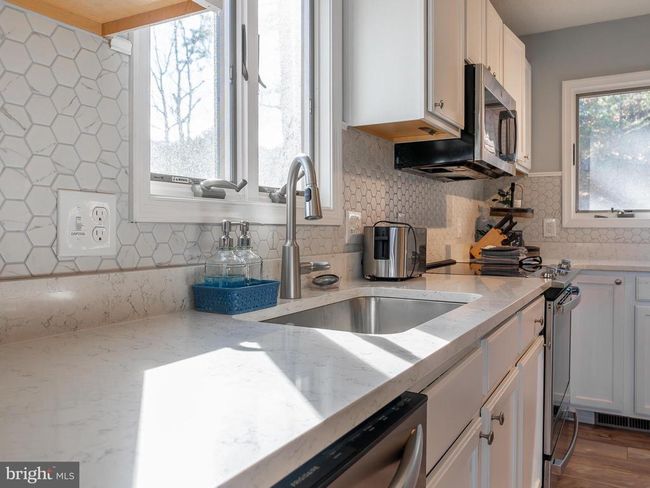 160 Wilson Way, House other with 4 bedrooms, 4 bathrooms and null parking in MCGAHEYSVILLE VA | Image 27
